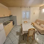 Apartment Nikica Trogir